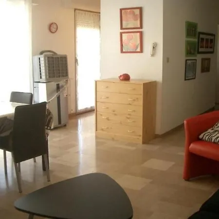 Apartment F2 Climatise, Balcon, Proche Thermes D'amelie-les-bains - Fr-1-703-21 *